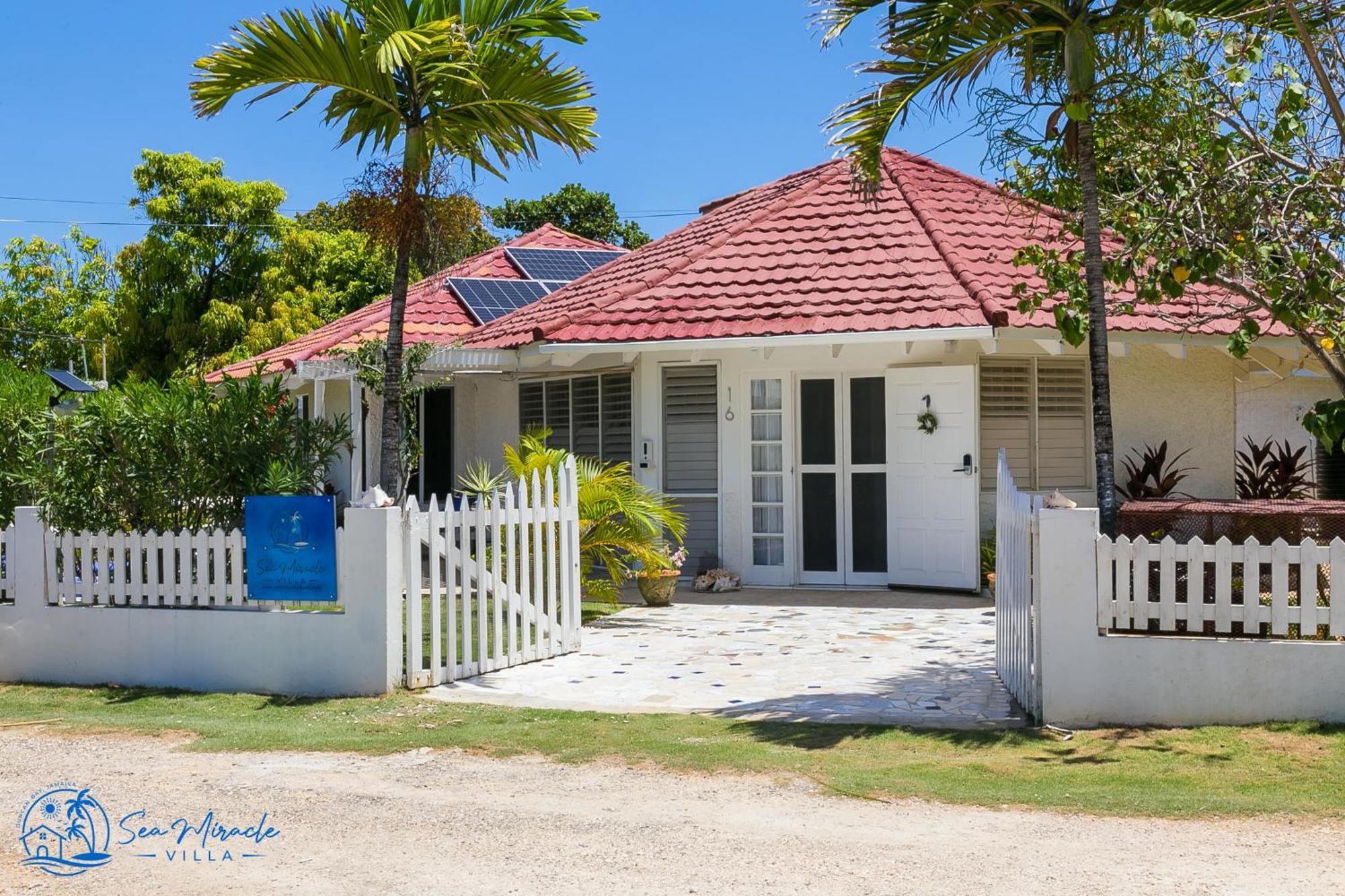 Sea Miracle Villa/Beach Cottage Silver Sands المظهر الخارجي الصورة
